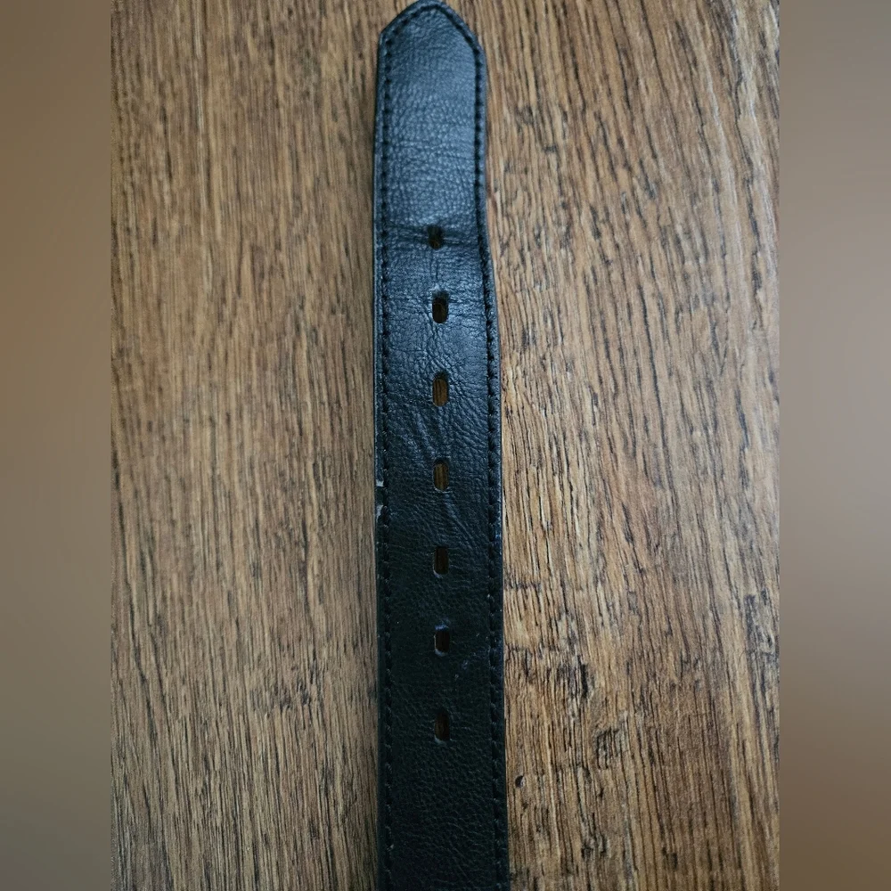 🖤3/$15 Levi's Black/Brown Reversible Leather Kids Belt, Size 26-28
